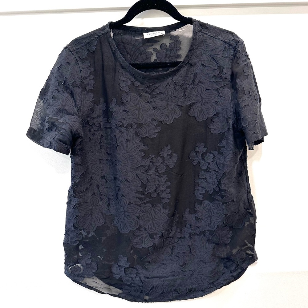 Equipment black lace tee